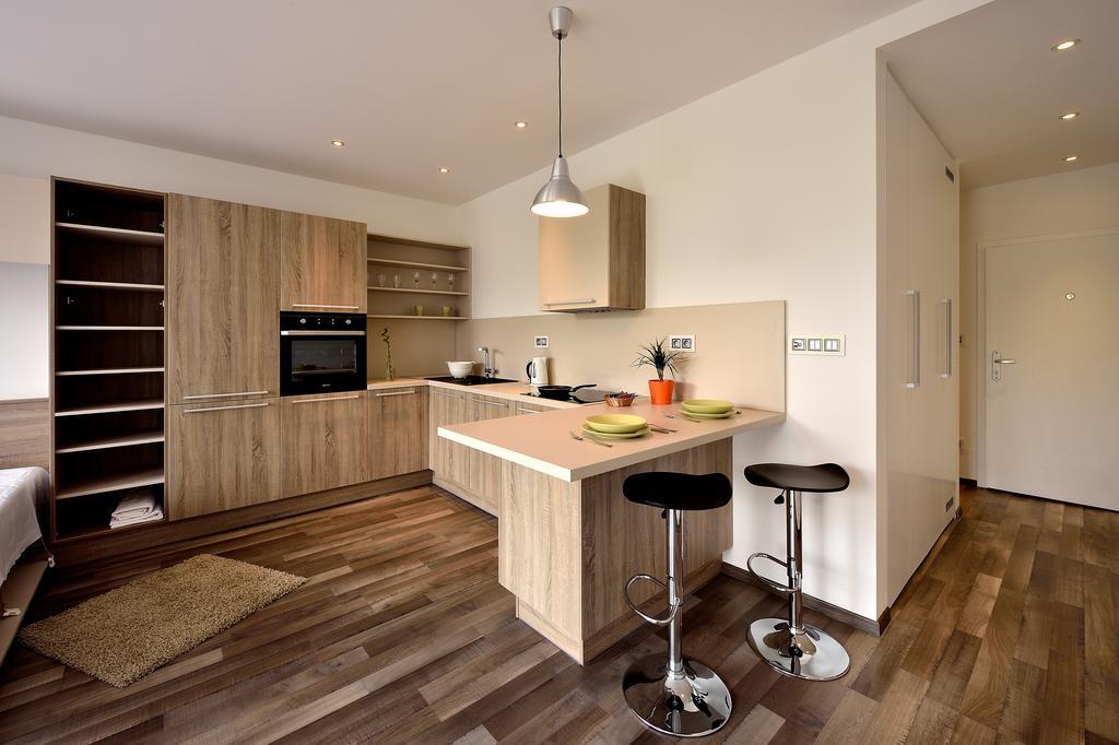 Ambiente Serviced Apartments - Dunajska 브라티슬라바 외부 사진